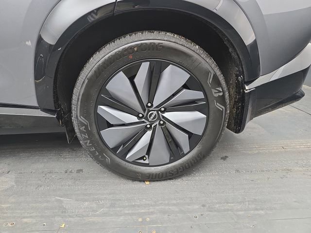 Used 2023 Nissan Ariya AWD image 16