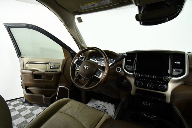 Used 2020 RAM 3500 Laramie image 19