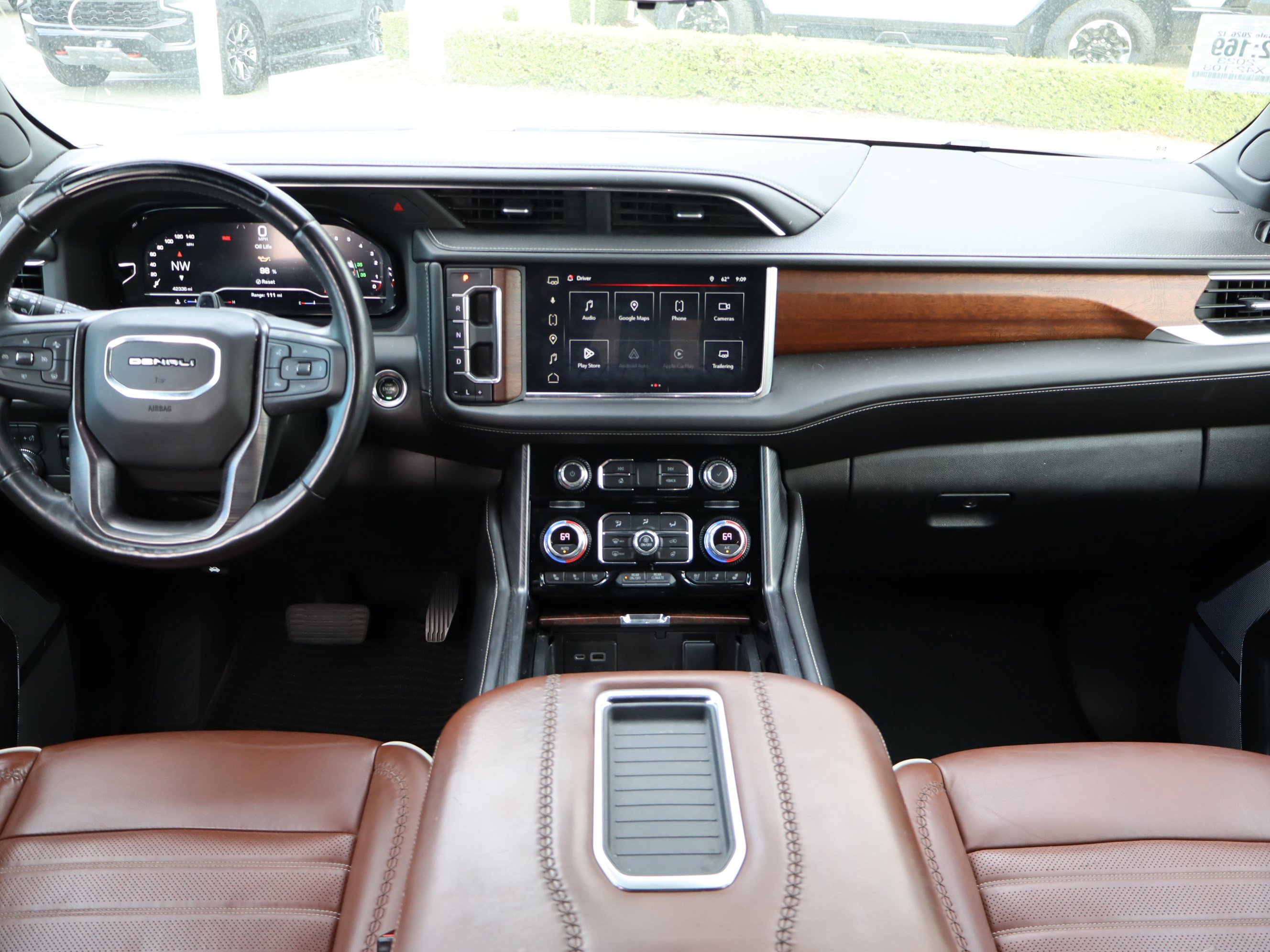 Certified 2023 GMC Yukon Denali Ultimate image 17