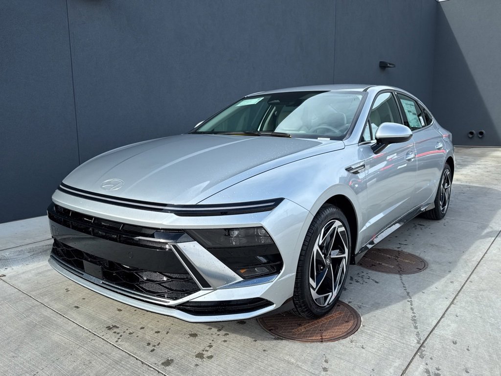 New 2026 Hyundai Sonata SEL image 1