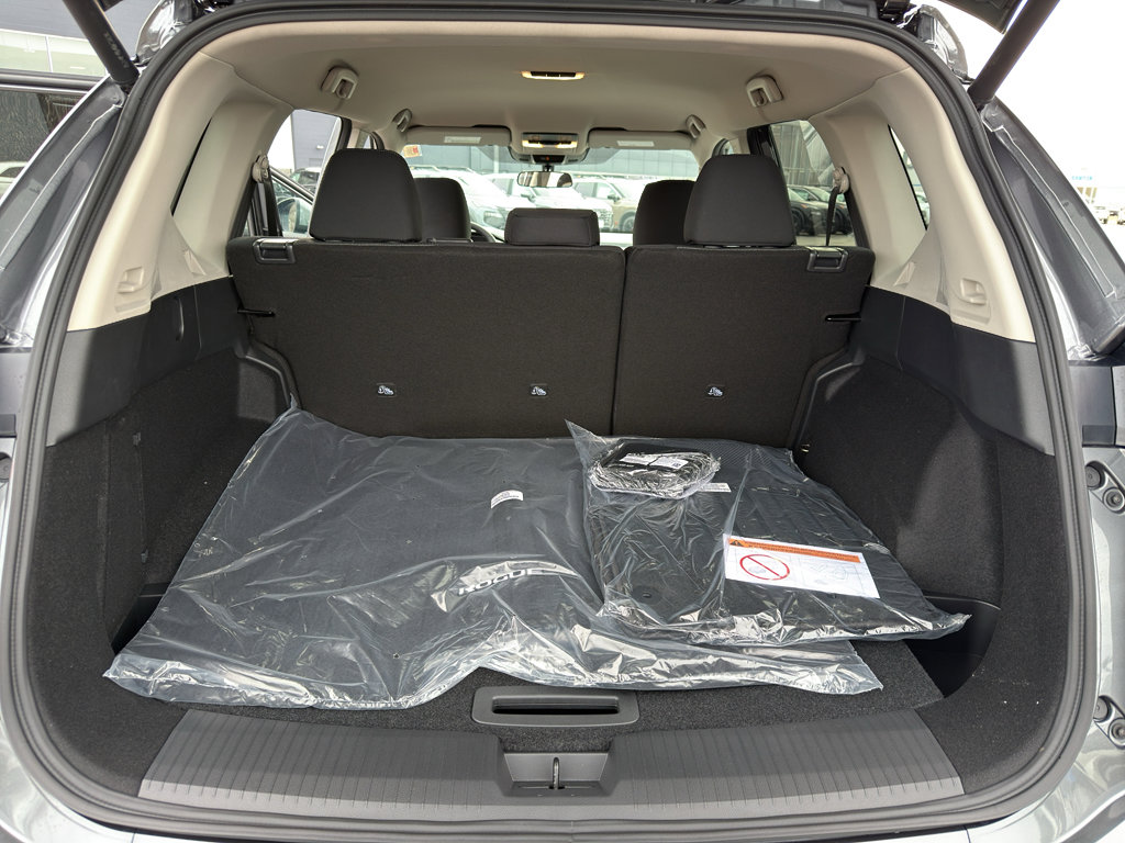 New 2026 Nissan Rogue SV AWD/4WD image 33