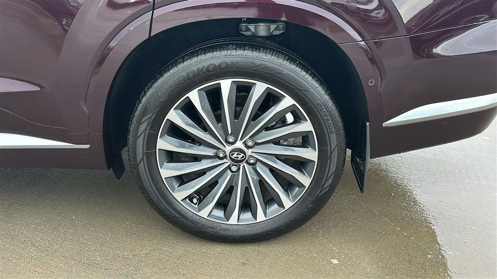 Used 2024 Hyundai Palisade Calligraphy FWD image 18