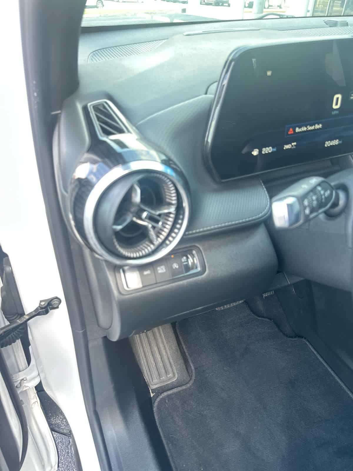 Used 2025 Chevrolet Equinox LT AWD/4WD image 18