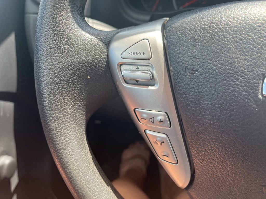 Used 2018 Nissan Versa S Plus FWD image 19