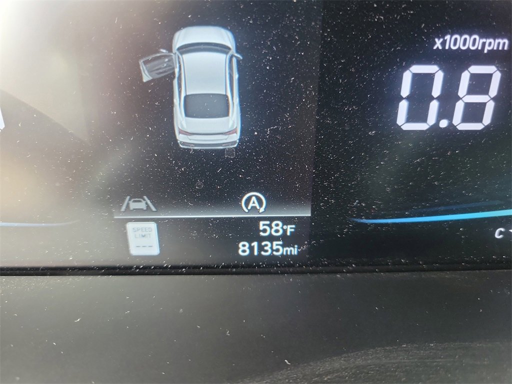 Certified 2025 Hyundai Elantra SE image 25