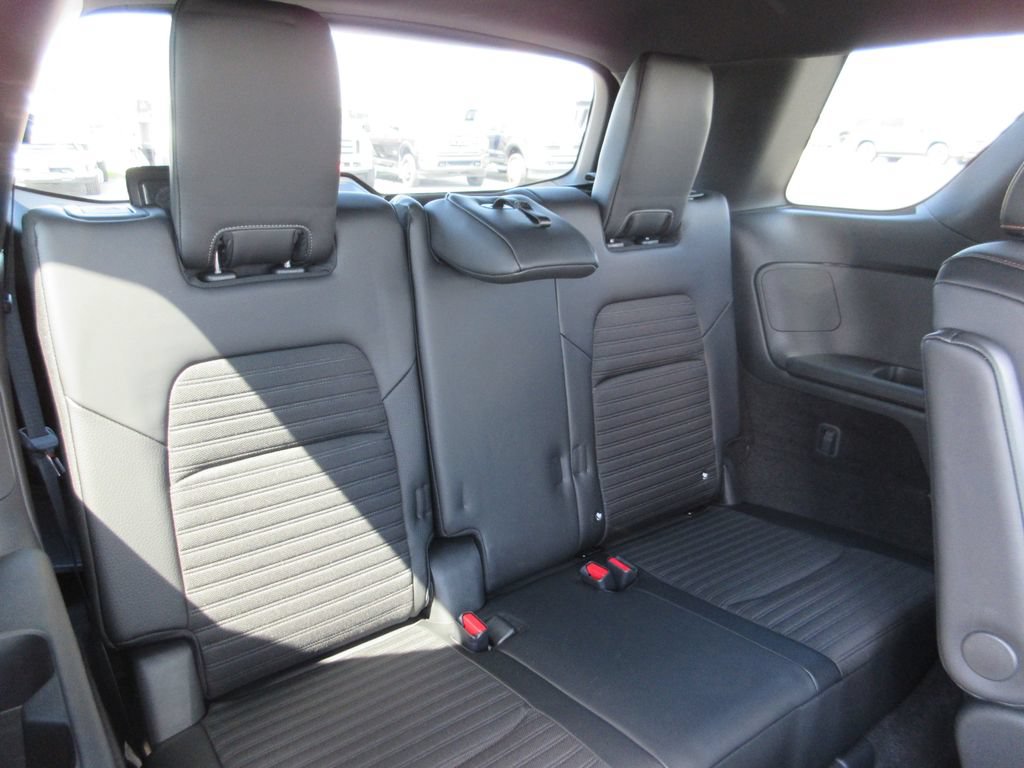 Used 2024 Nissan Pathfinder Rock Creek AWD/4WD image 24