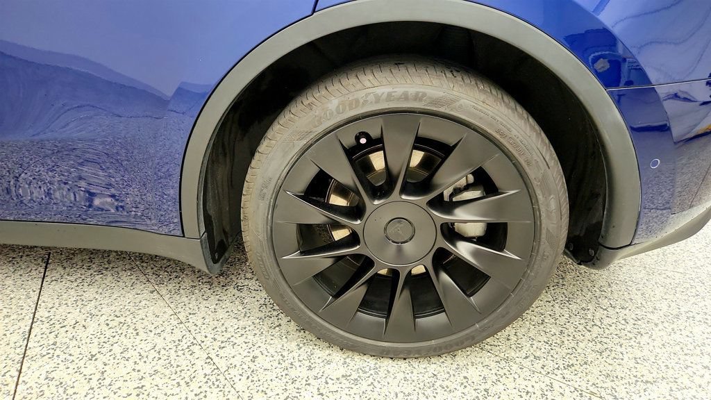 Used 2022 Tesla Model Y Long Range AWD/4WD image 9