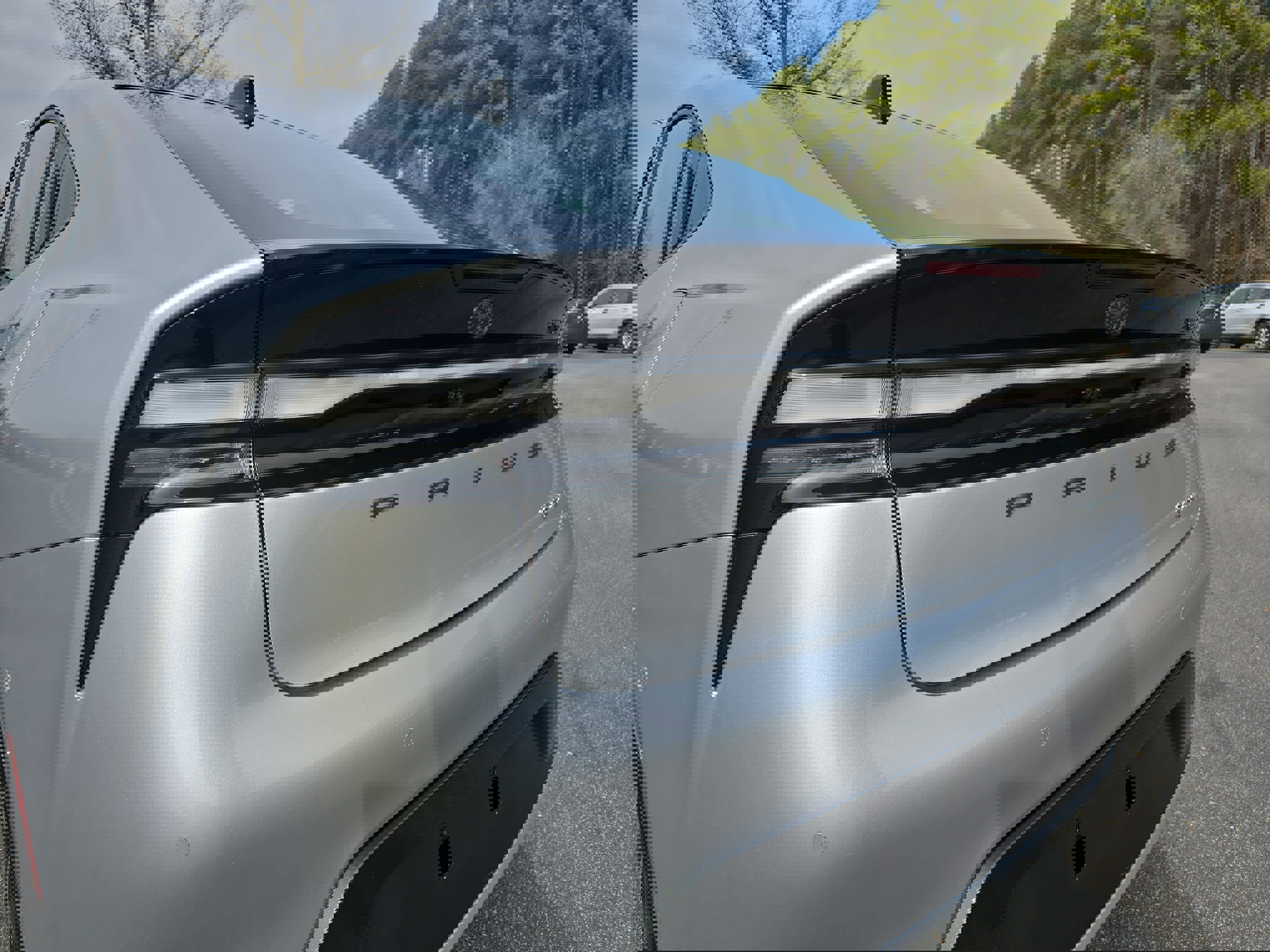 Used 2025 Toyota Prius Plug-In Hybrid image 36