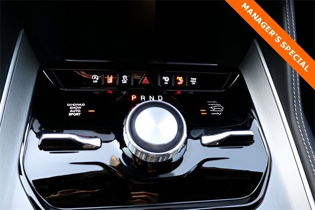 New 2025 Jeep Wagoneer L Series III w/ Rear Seat Video Group 1 image 20