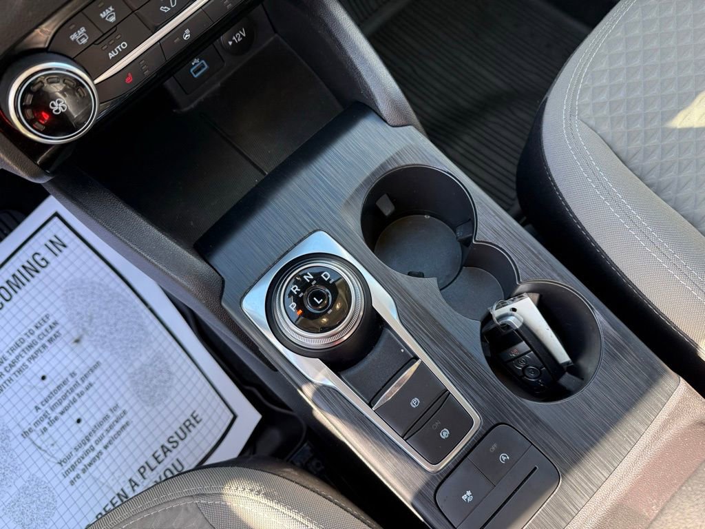Used 2022 Ford Escape SE w/ Cold Weather Package image 36