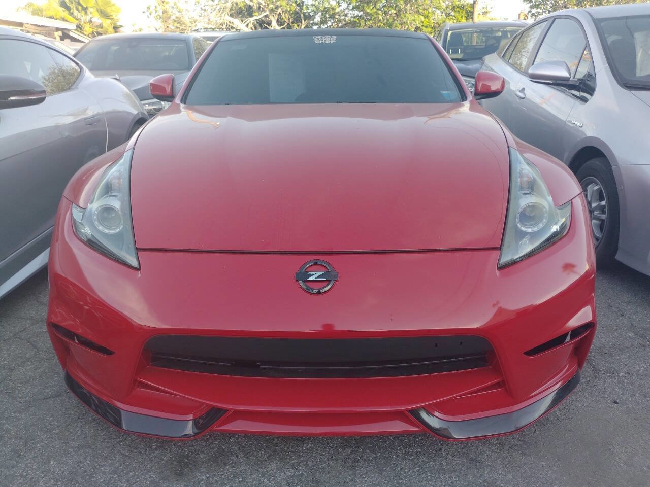 Used 2017 Nissan 370Z Coupe image 4