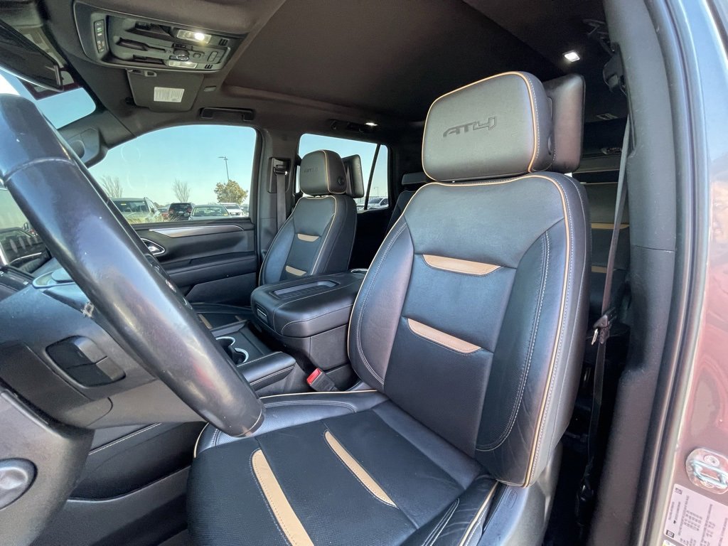 Used 2021 GMC Yukon AT4 w/ AT4 Premium Package image 21