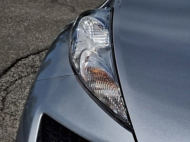 Used 2011 Nissan Juke SL AWD/4WD image 29