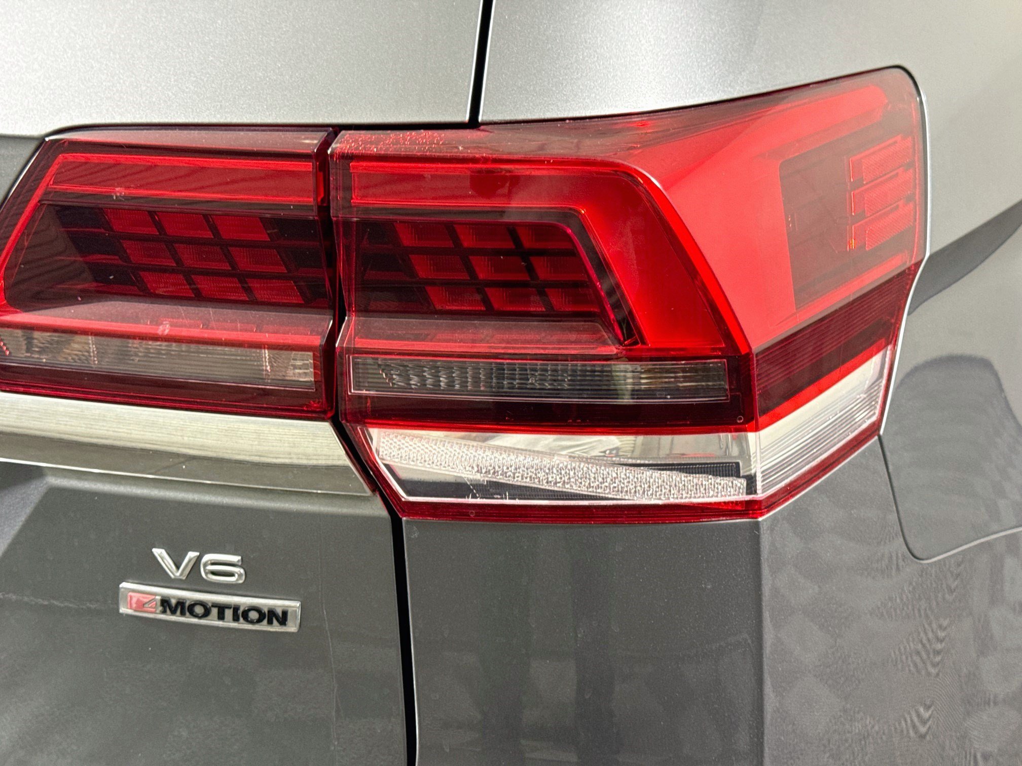 Used 2019 Volkswagen Atlas SEL AWD/4WD image 34