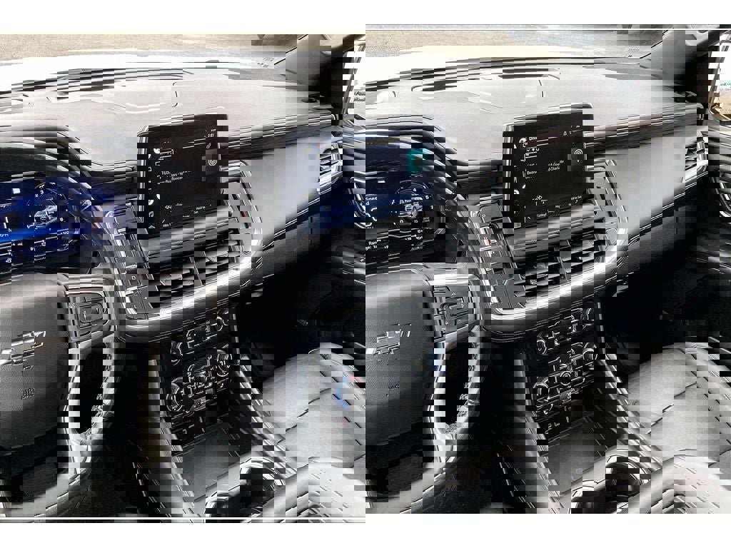 Used 2022 Chevrolet Suburban Z71 w/ Z71 Off-Road Package image 7