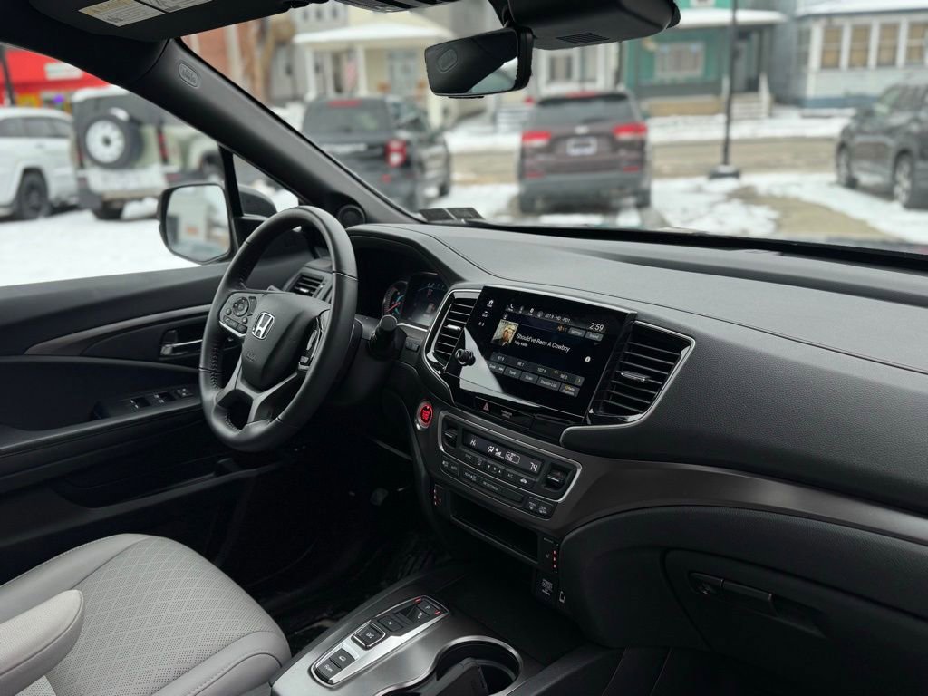 Used 2021 Honda Passport EX-L image 16