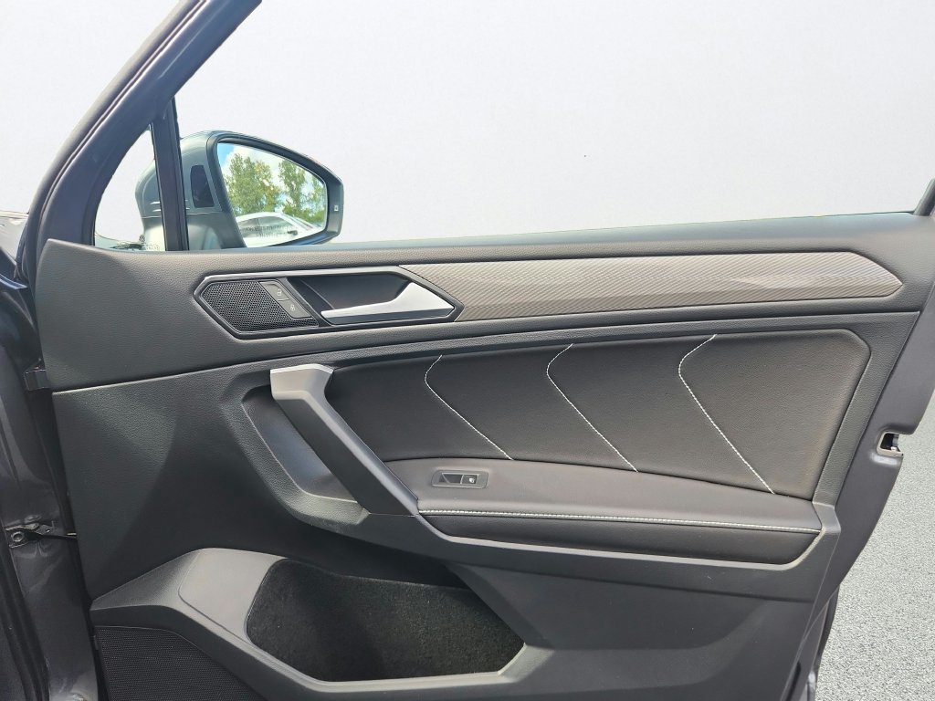 Certified 2024 Volkswagen Tiguan SE AWD/4WD image 25
