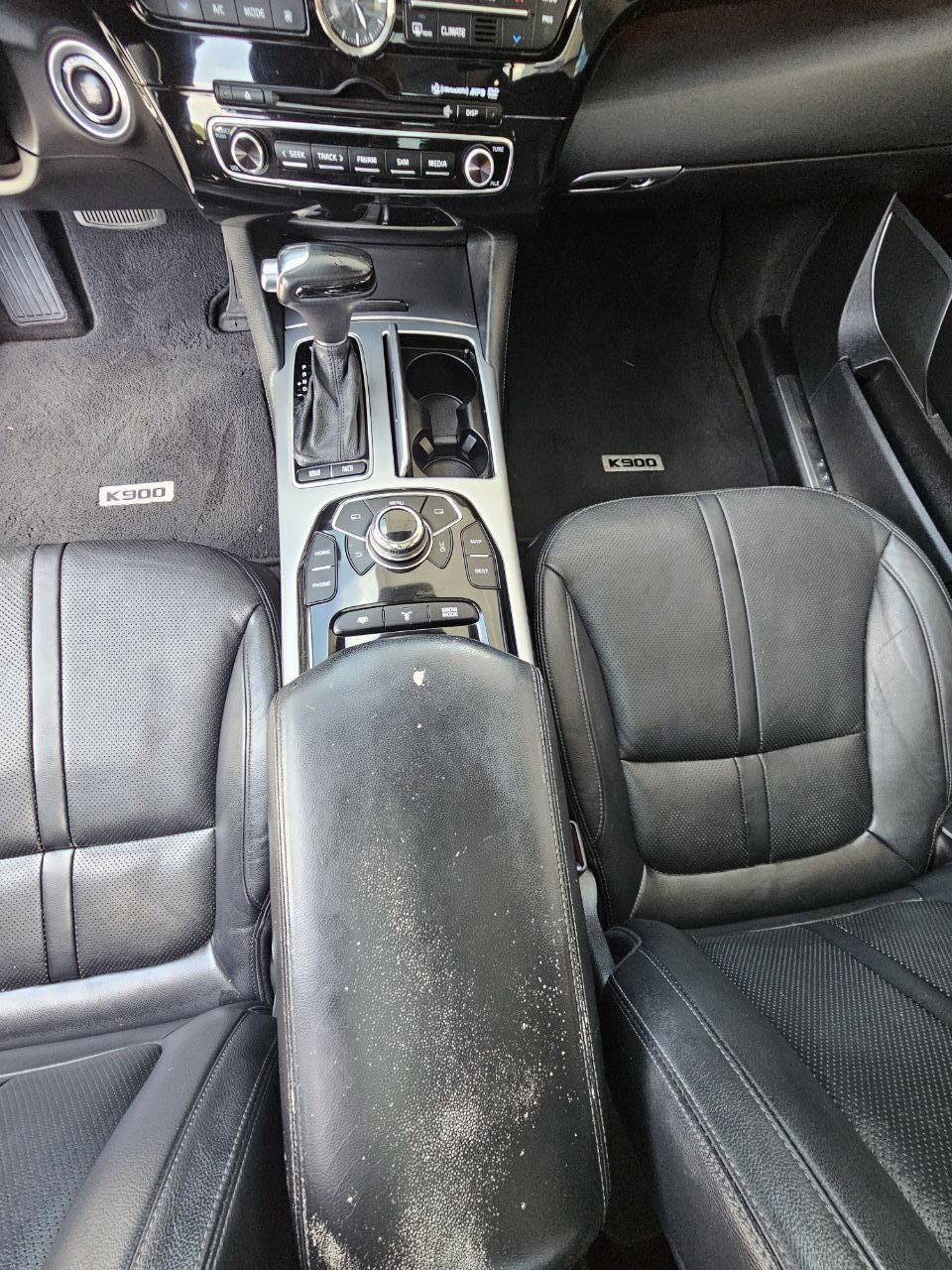 Used 2015 Kia K900 Premium RWD image 34