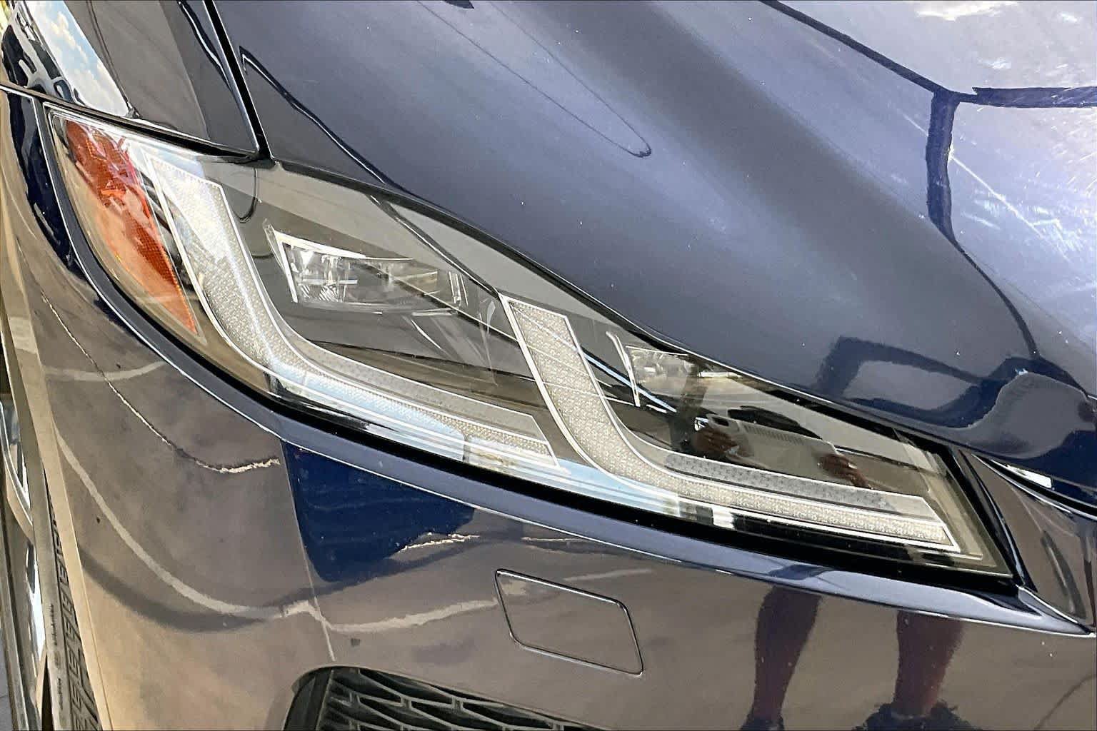 Used 2022 Jaguar F-PACE S AWD/4WD image 28