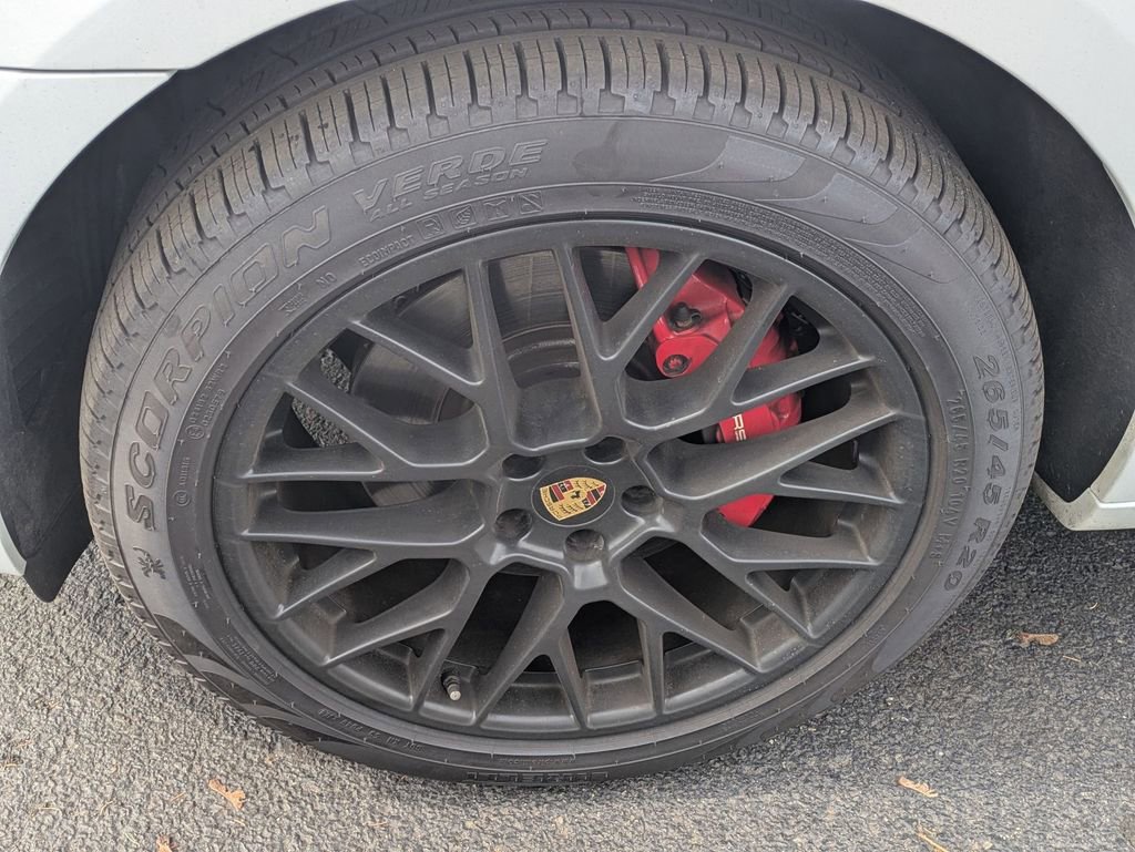 Used 2017 Porsche Macan GTS image 7