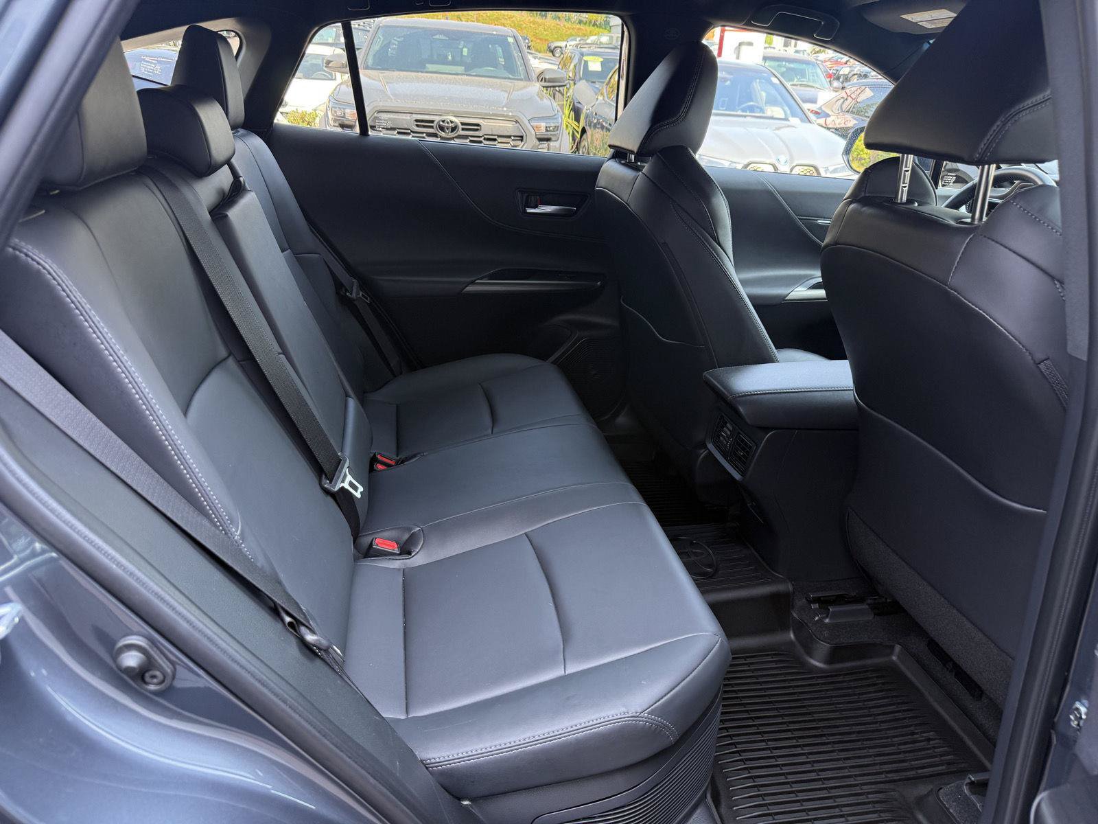 Certified 2024 Toyota Venza XLE AWD/4WD image 19