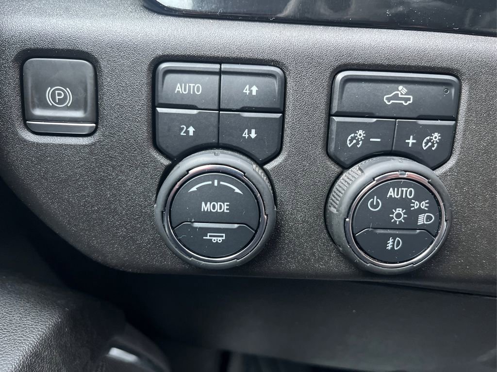 Used 2023 Chevrolet Silverado 1500 RST image 18