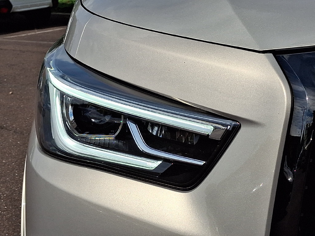 Certified 2024 INFINITI QX80 Sensory AWD/4WD image 9