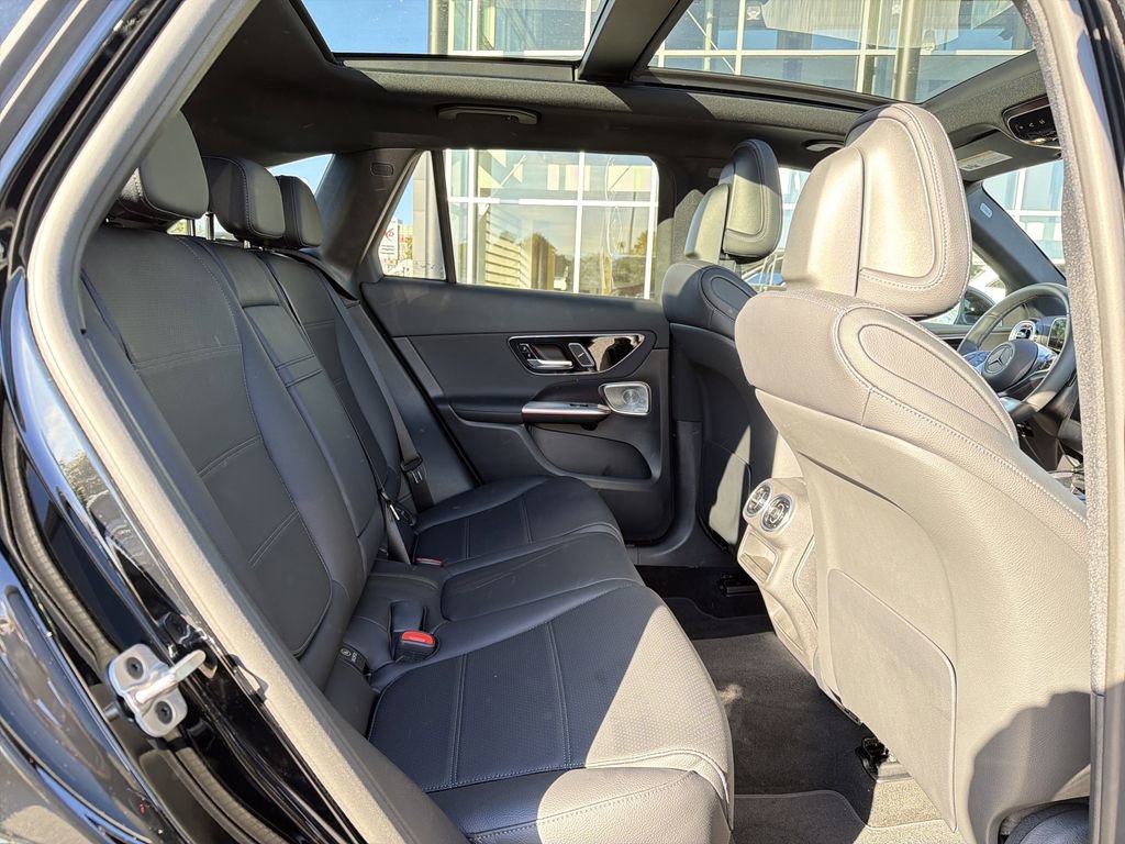 Certified 2025 Mercedes-Benz GLC 300 4MATIC image 16