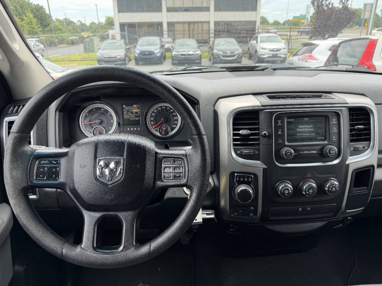 Used 2017 RAM 1500 Classic SLT AWD/4WD image 16