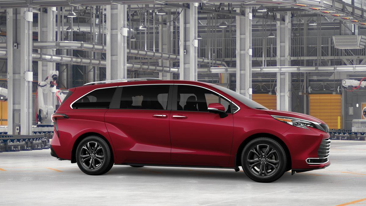 New 2026 Toyota Sienna Platinum AWD/4WD image 15