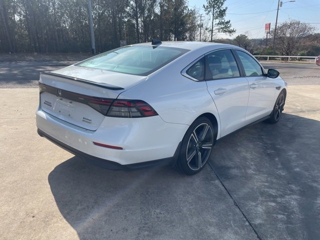 Used 2024 Honda Accord Sport image 5