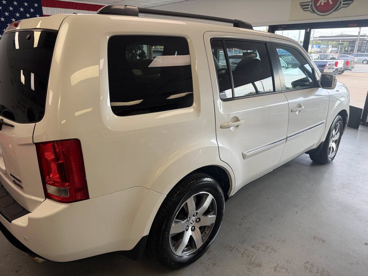 Used 2014 Honda Pilot Touring image 4