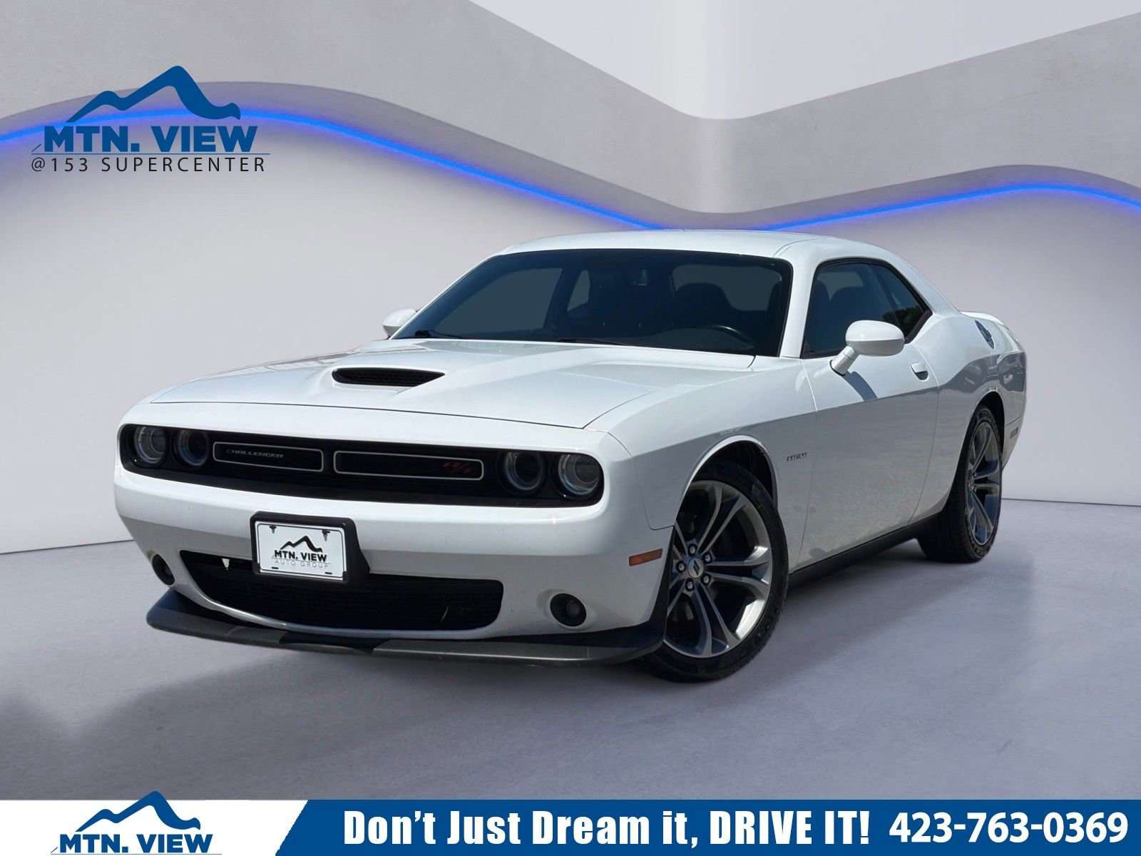 Used 2020 Dodge Challenger R/T RWD image 1