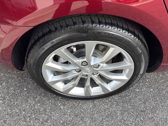 Used 2017 Cadillac XTS Luxury w/ Driver Awareness Package image 11