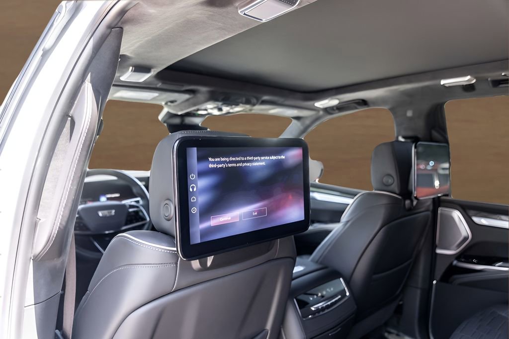 Certified 2025 Cadillac Escalade V AWD/4WD image 27