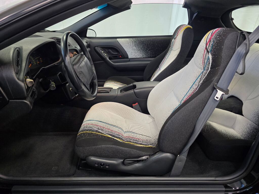 Used 1993 Chevrolet Camaro Z28 image 58