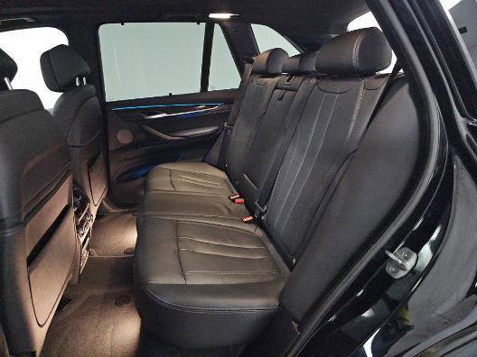 Used 2018 BMW X5 xDrive50i image 11