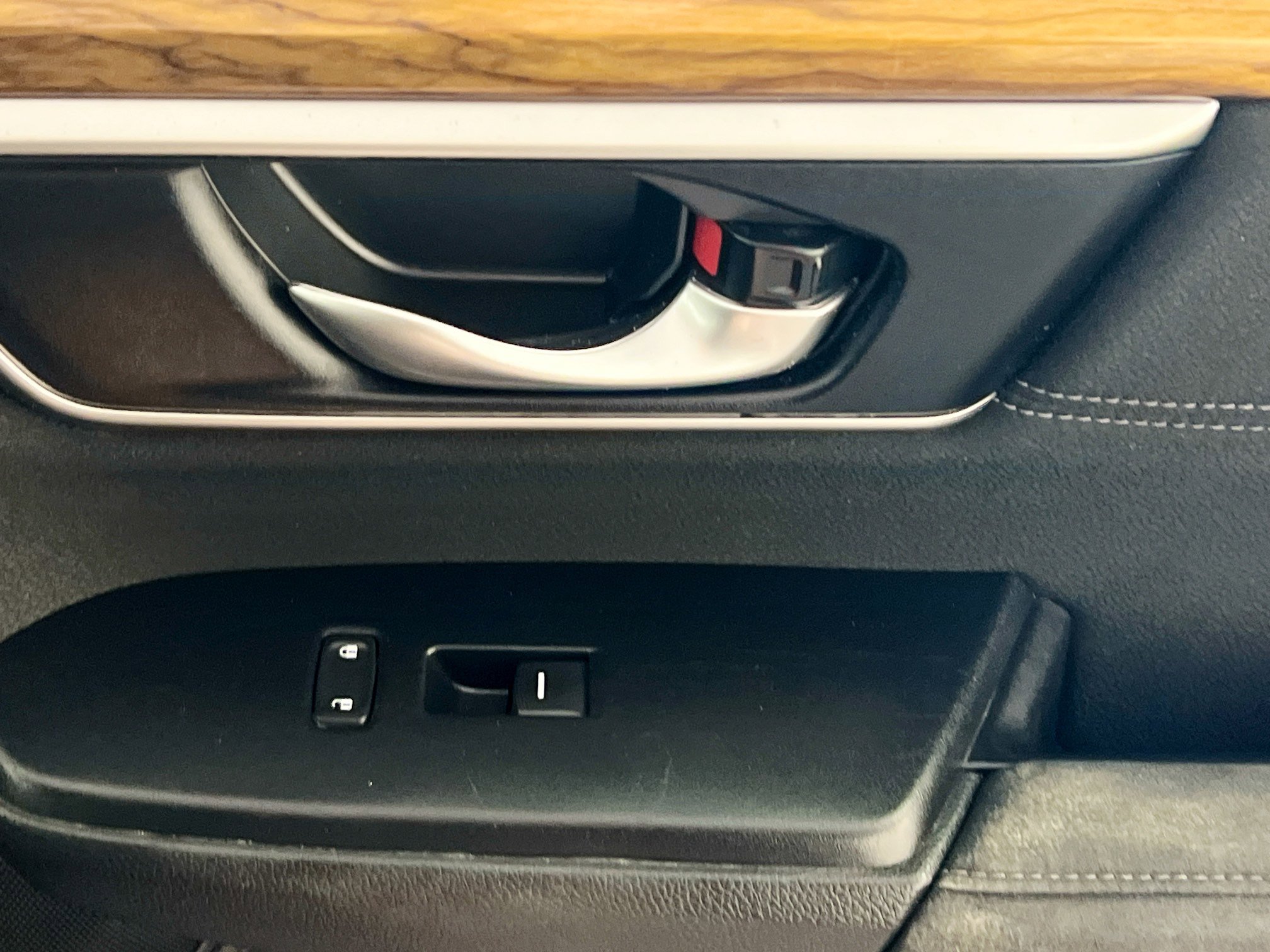 Used 2019 Honda CR-V EX image 32