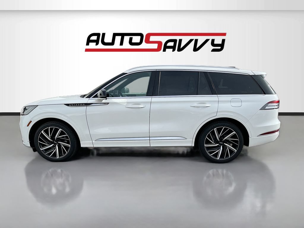 Used 2025 Lincoln Aviator Black Label AWD/4WD image 4