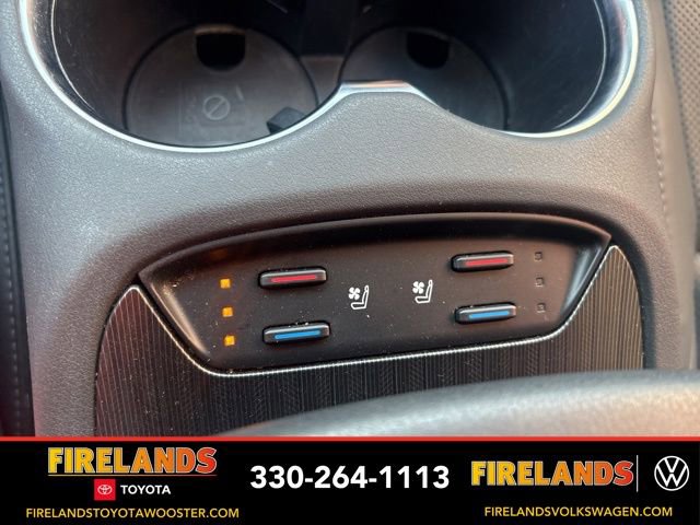 Used 2023 Toyota Venza Limited image 23