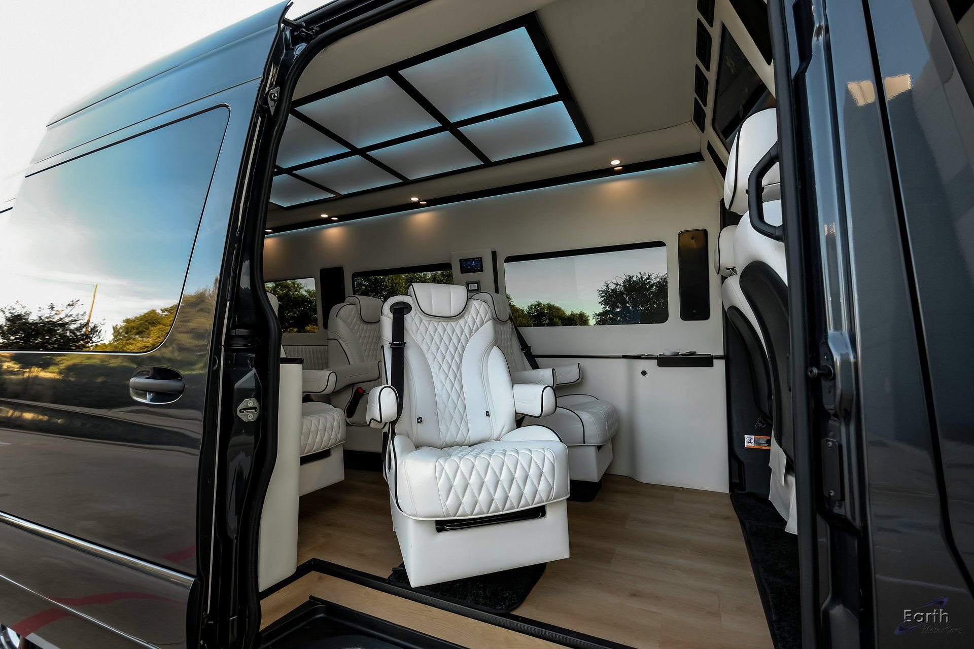 Used 2023 Mercedes-Benz Sprinter 3500 image 60