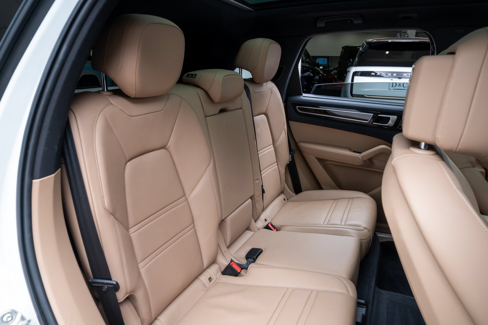 Used 2019 Porsche Cayenne E-Hybrid AWD/4WD image 23