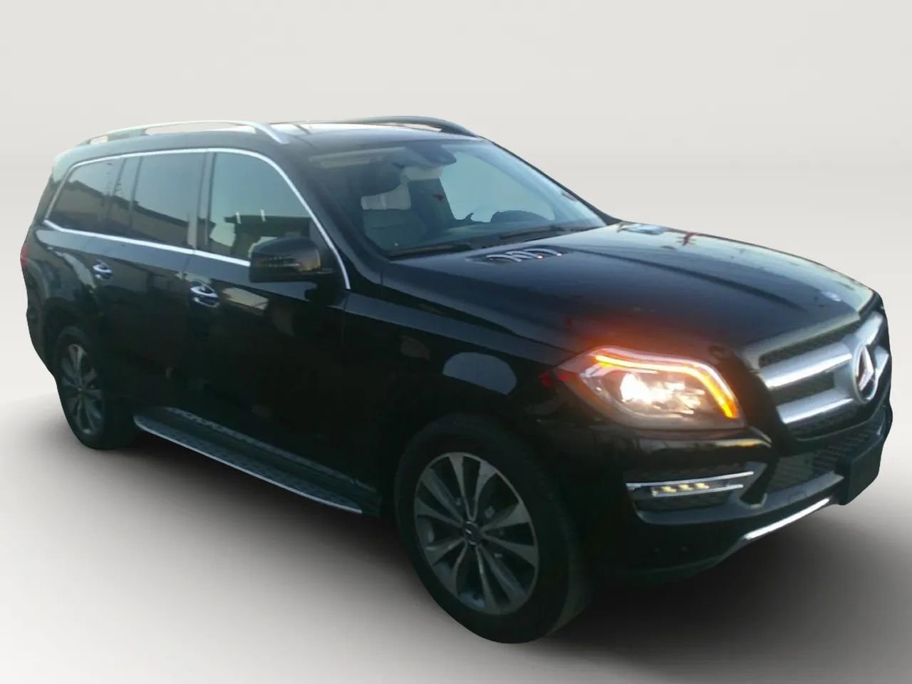 Used 2014 Mercedes-Benz GL 450 4MATIC image 5