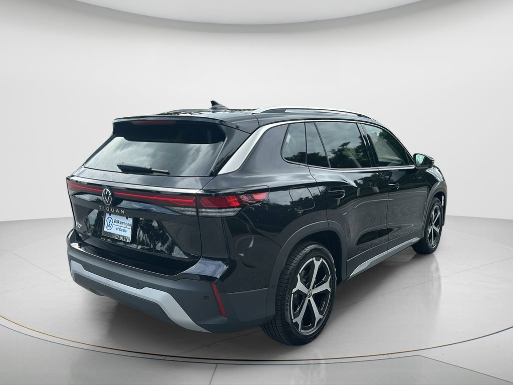 New 2026 Volkswagen Tiguan SE FWD image 5