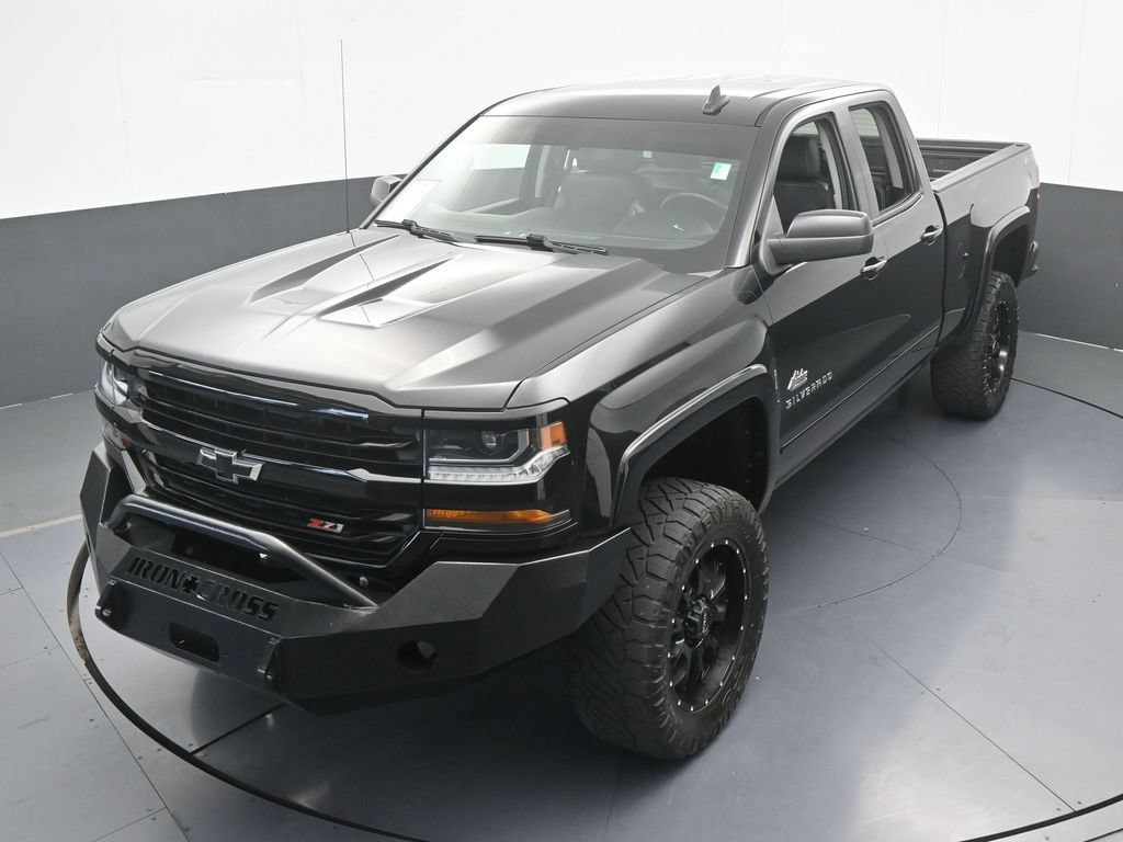 Used 2018 Chevrolet Silverado 1500 LT w/ All Star Edition AWD/4WD image 44