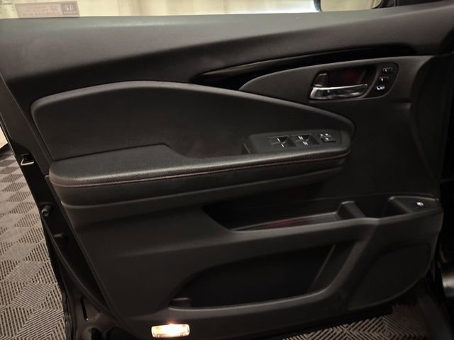 Used 2019 Honda Ridgeline Black Edition image 9