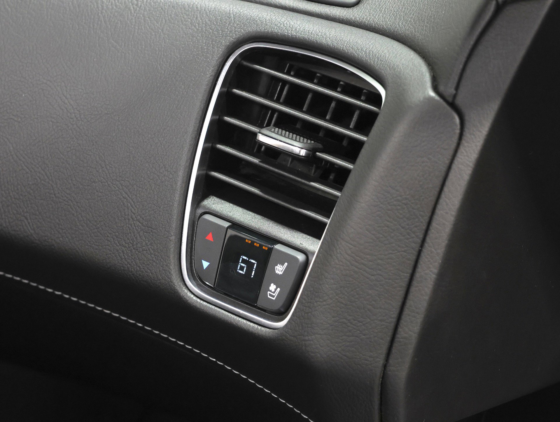 Used 2014 Chevrolet Corvette Stingray Coupe w/ 2LT Preferred Equipment Group image 65