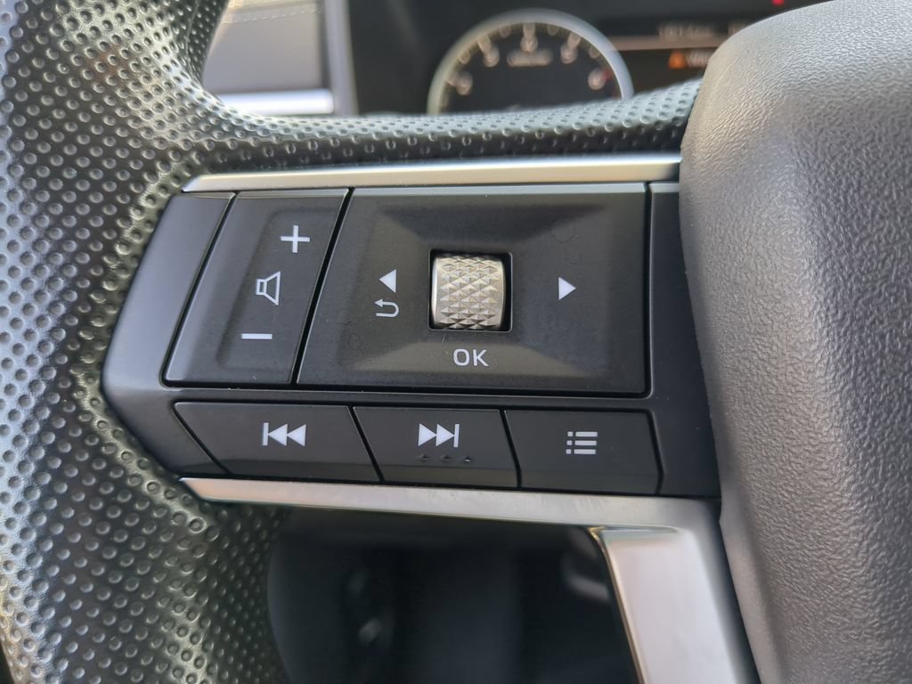 Used 2024 Mitsubishi Outlander ES FWD image 25