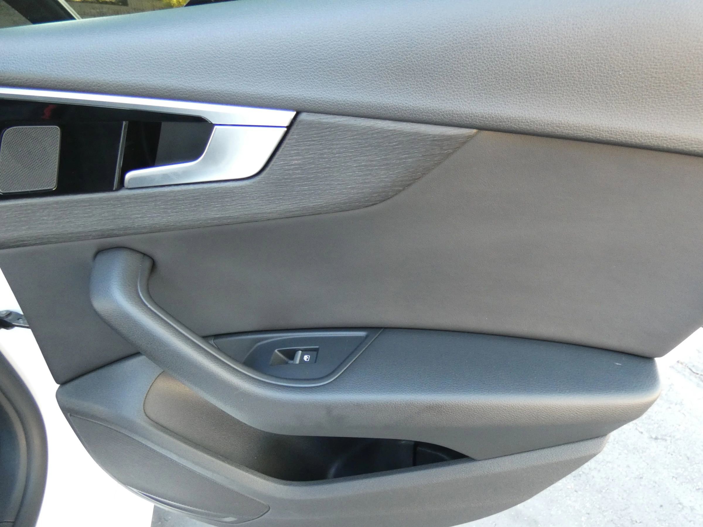 Used 2021 Audi A5 2.0T Premium image 42