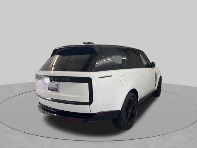 Certified 2025 Land Rover Range Rover SE AWD/4WD image 4